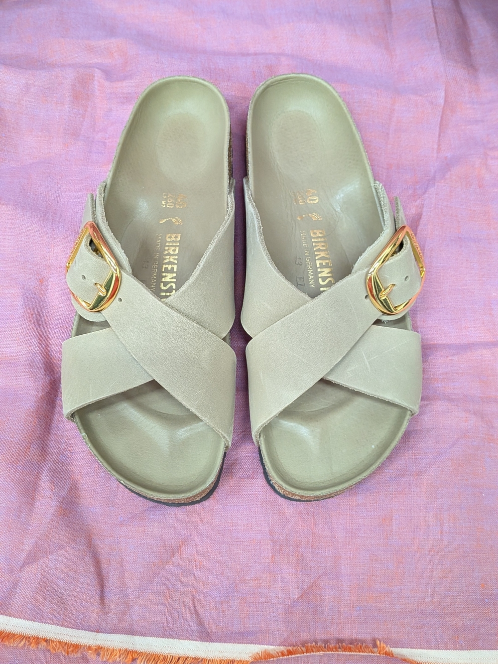 Siena Big Buckle Slide Sandal Birkenstock. New Never Worn